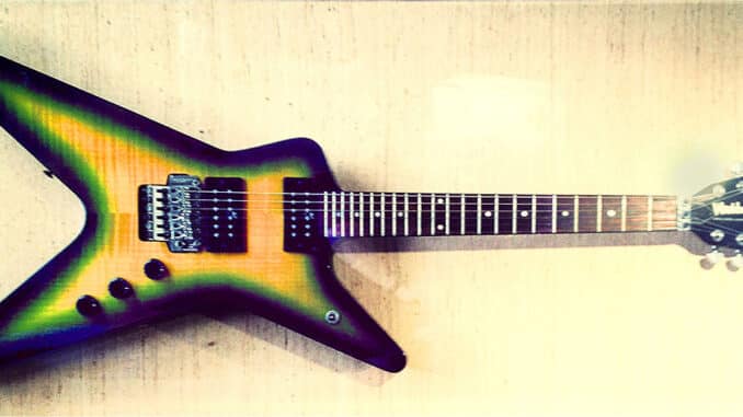 1200px-Washburn_Dime_333,_a_Dean_ML-style_Dimebag_Darrell_signature_model_(clip_&_rotate).jpg