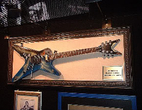 Dimebag-1981-Dean-ML-Guitar-Pantera