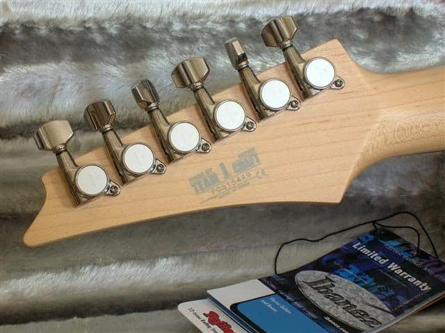 ibanez js2prm backside headstock