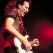 Steve Vai chooses 2009 Guitar Idol Winner