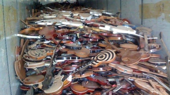 nashville flood destroys guitars instruments