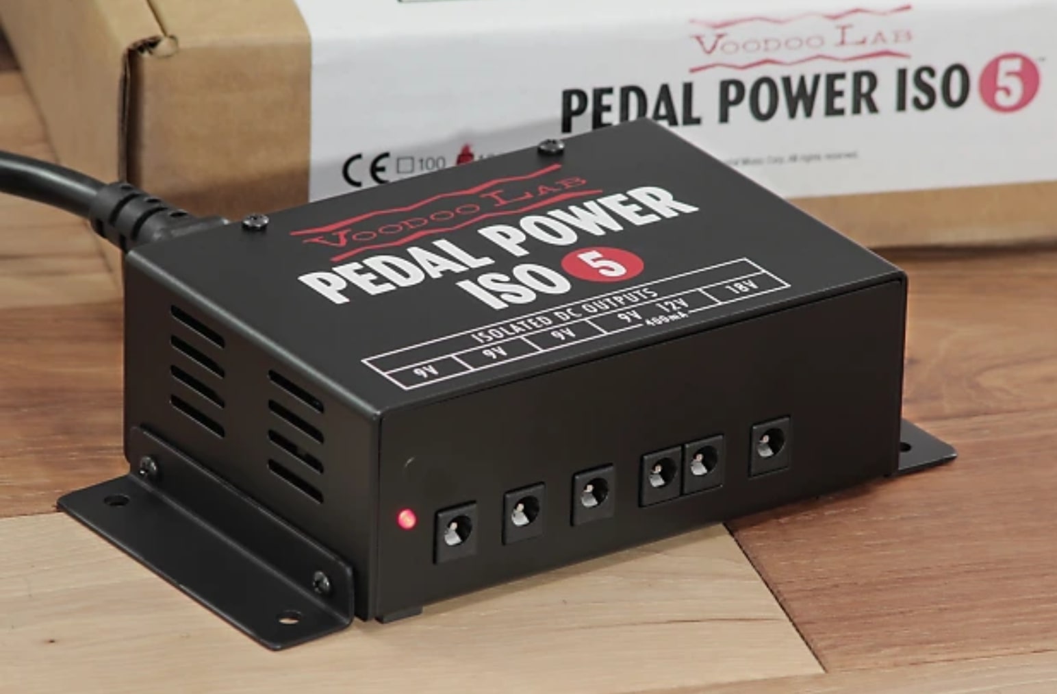 Voodoo Lab Pedal Power ISO-5 Review | Effects Pedal Power