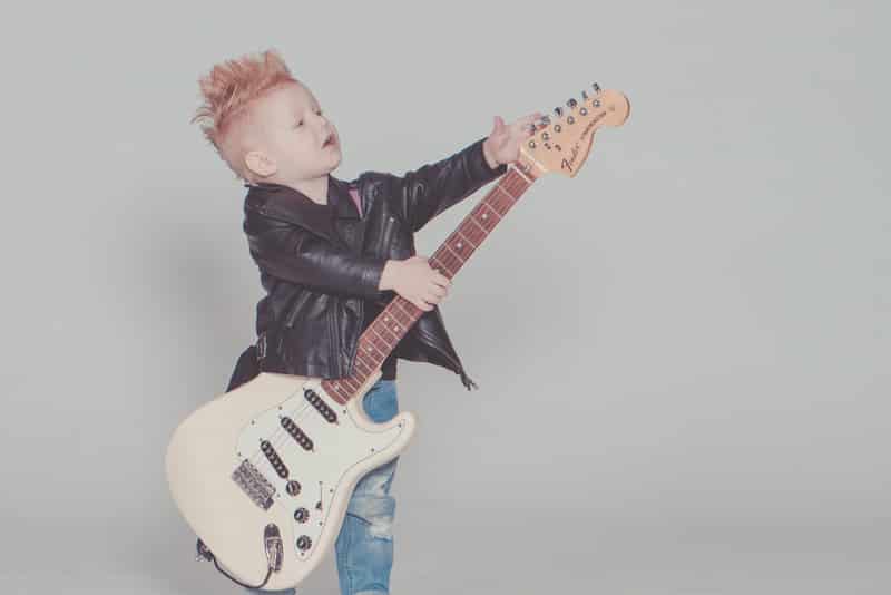 choosing the best electric guitar for your child
